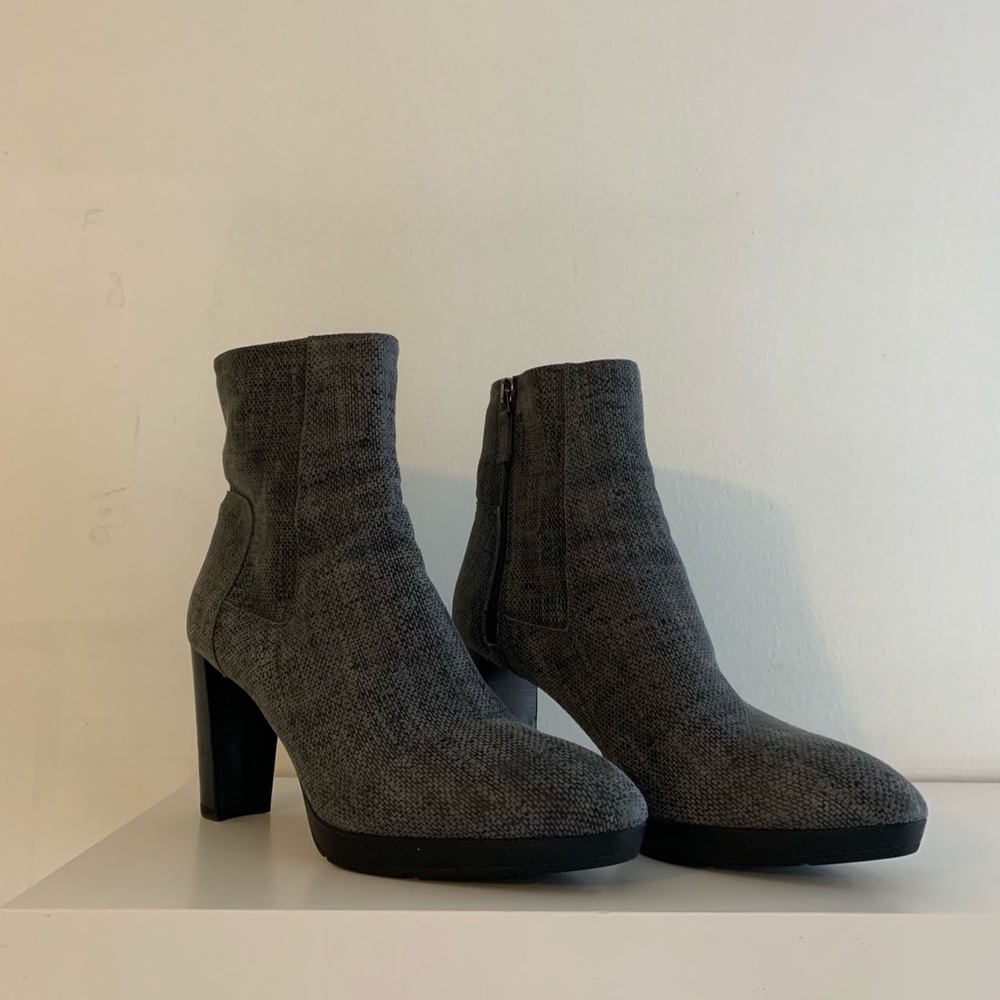 Aquatalia Heeled Booties